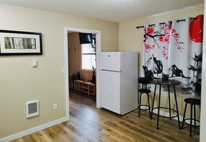 Interior - Far East Escape: Zen apartment, Japanese tea table (Salem)