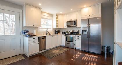 Keuka Sunrise Retreat: "A Lakefront Dream Home"