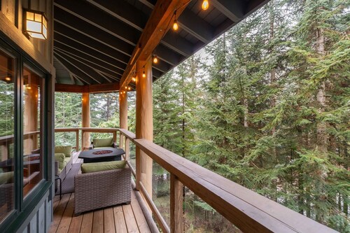 Ski in/Ski out | Private hot tub | BBQ | Parking