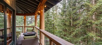 Ski in/Ski out | Private hot tub | BBQ | Parking