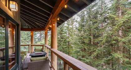 Ski in/Ski out | Private hot tub | BBQ | Parking