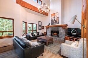 Flat-screen TV, fireplace