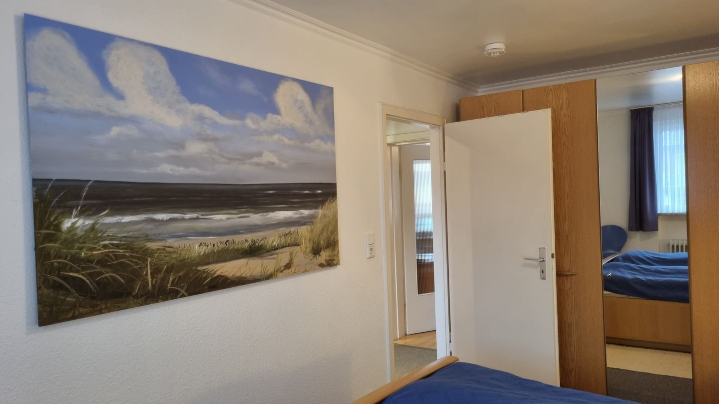 2 bedrooms, iron/ironing board, WiFi