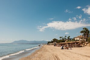 Beach nearby, beach towels