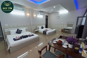 Basic Quadruple Room | Individually decorated, desk, free WiFi - Xuan Hai Complex (Song Cau)