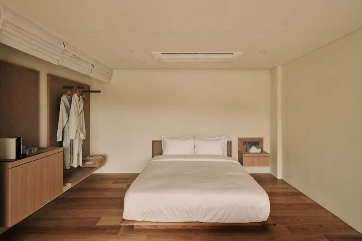Sistema de insonorización, wifi gratis, ropa de cama
