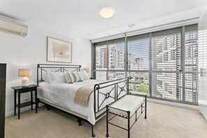 2 bedrooms, iron/ironing board, WiFi, bed sheets