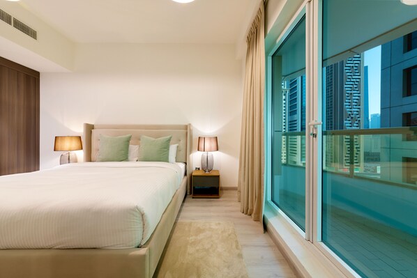 Apartment, 2 Bedrooms | In-room safe, blackout drapes, iron/ironing board, free WiFi - Maison Privee - Millennium Executive Tower (Dubai)