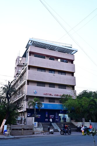 HOTEL CENTER POINT 