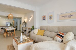 Interior - Wonderful and cheerful apartment in Javea, Costa Blanca, Spain for 6 persons (Javea)
