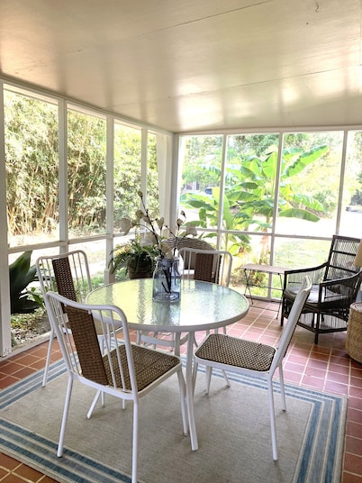 Beautiful Location! Half a Block to Beach and 4 Blocks to MAIN STREET!