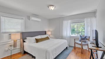 2 habitaciones, escritorio, tabla de planchar con plancha y wifi gratis