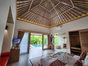 Villa exclusiva, 1 cama de matrimonio grande, no fumadores, piscina privada | 1 dormitorio, minibar, caja fuerte y wifi gratis