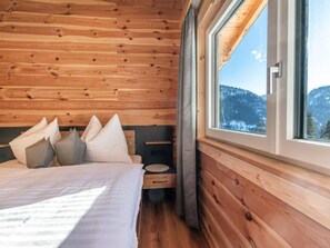 2 chambres, bureau, fer et planche à repasser, Internet gratuit
