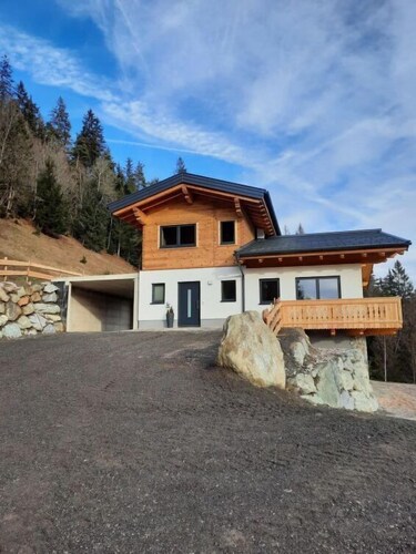 Alpenauszeit by Interhome
