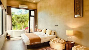 Deluxe Double Room | Free WiFi