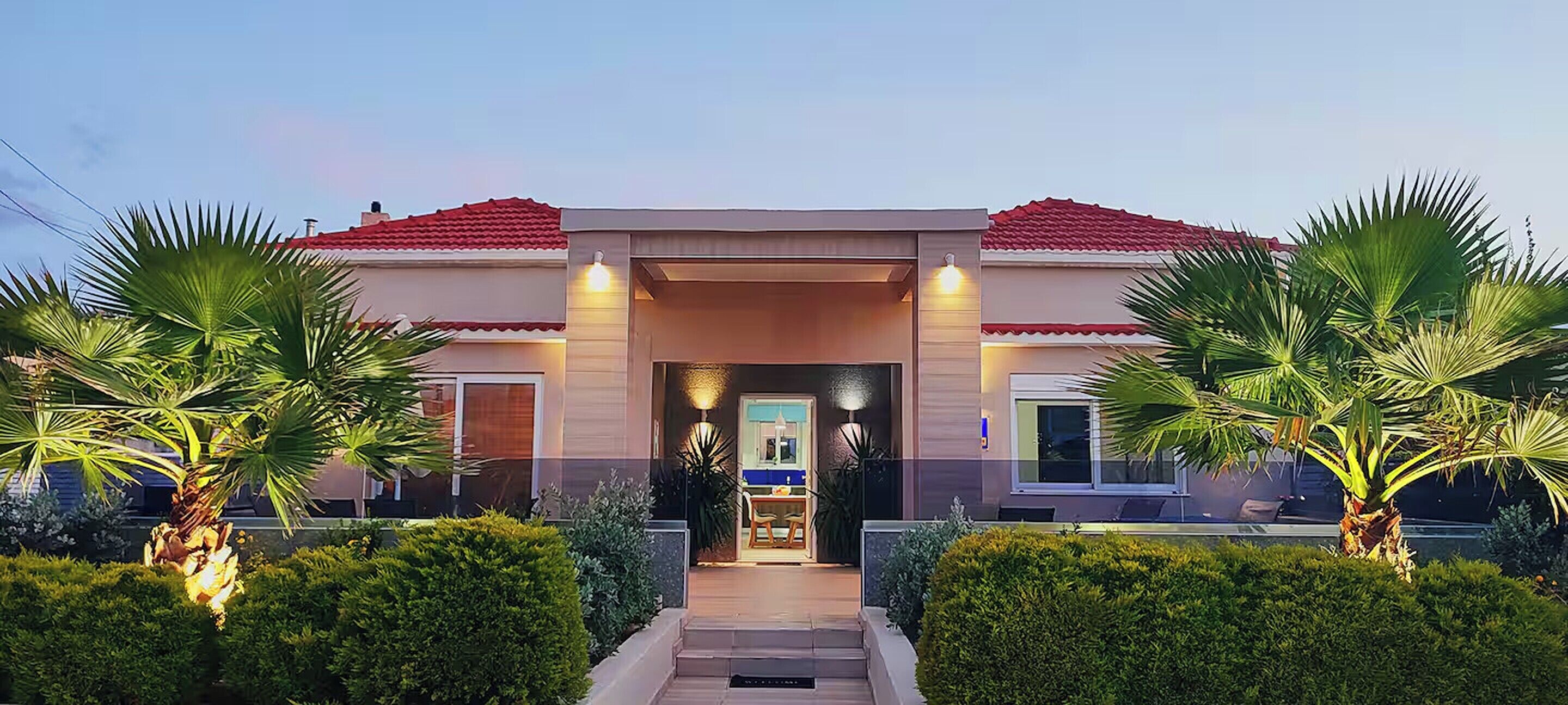 Pintu masuk properti