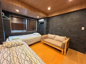2 bedrooms, WiFi - Ikebukuro, cafe style, 2LDK, detached house, 2 shower rooms, 2 toilets (豊島区)