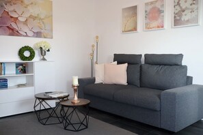 Smart TV, books - Vacation apartment Die Idyllische with sauna (Kleve)