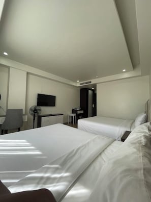 Deluxe Quadruple Room - Lotus Hotel & Apartment (Hai Phong)