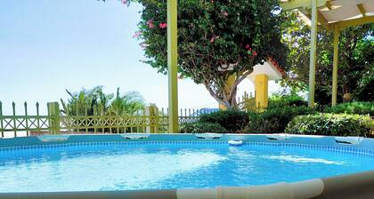 Villa "Eva" - Entire Beachfront Holiday Home - Private Pool & Garden - 4S