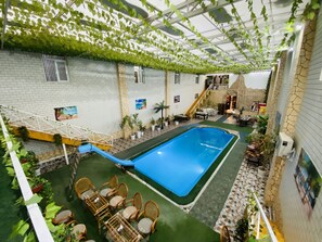 Seasonal outdoor pool