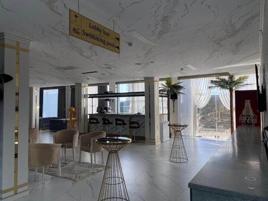 Bar (en la propiedad)