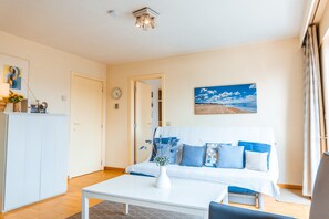 1 bedroom, iron/ironing board, free WiFi