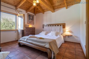 3 bedrooms, iron/ironing board, free WiFi, bed sheets - ClickSardegna Villa Angelica with pool and playhouse (Alghero)