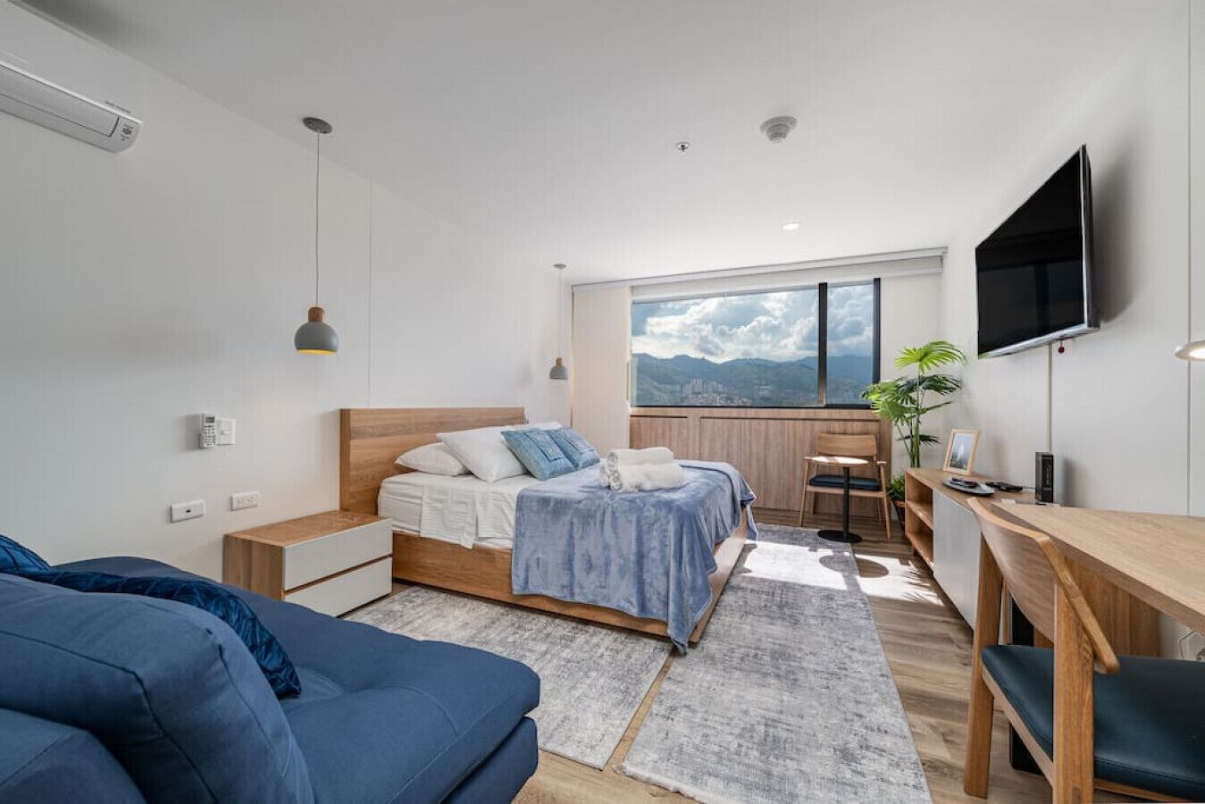 Desk, iron/ironing board, travel crib, free WiFi
