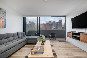 Smart TV, ping pong