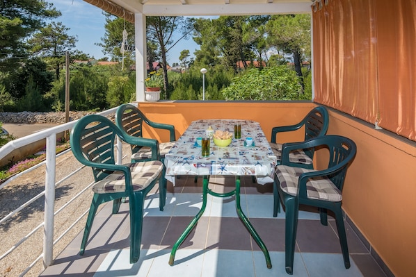 Family Apartment (A1) | Terrace/patio