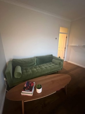 Basic Apartment, 1 Double Bed with Sofa bed | Interior