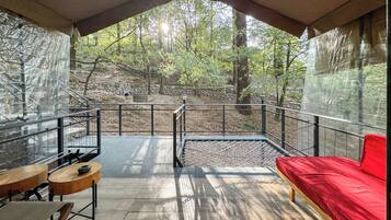 Glamper With Balcony and Hammock | Balcony