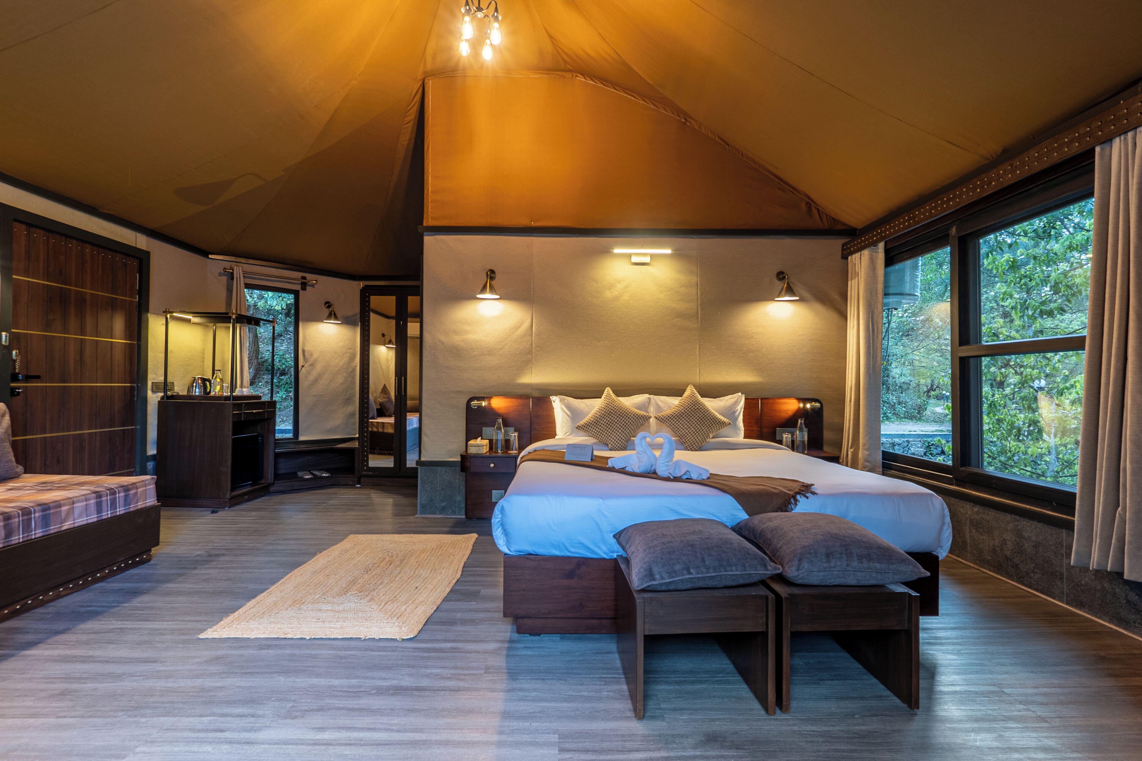 Zenith Luxury Cottage | Schreibtisch, Bügeleisen/Bügelbrett, kostenloses WLAN, Bettwäsche