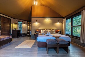 Twin Luxury Cottages - Everest Base Camp, Near George Everest House, 5kms from Library Chowk (Dehradun)