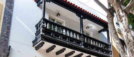 مدخل المنشأة