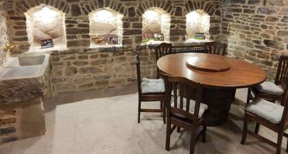 Ideal apartment for a family of 4 near Formigal ski resort Biescas Pyrenees.