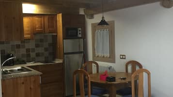 Microones, forn, placa de cuina i rentaplats