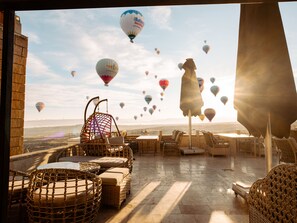 Terrace/patio - Cappadocia Pegasos Cave Suite Hotel  (Nevsehir)