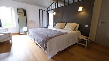 3 chambres, fer et planche Ă repasser, Wi-Fi gratuit, draps fournis