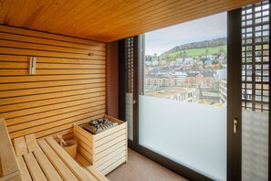 Sauna, hot tub - Tailormade Hotel LEO St.Gallen (St. Gallen)