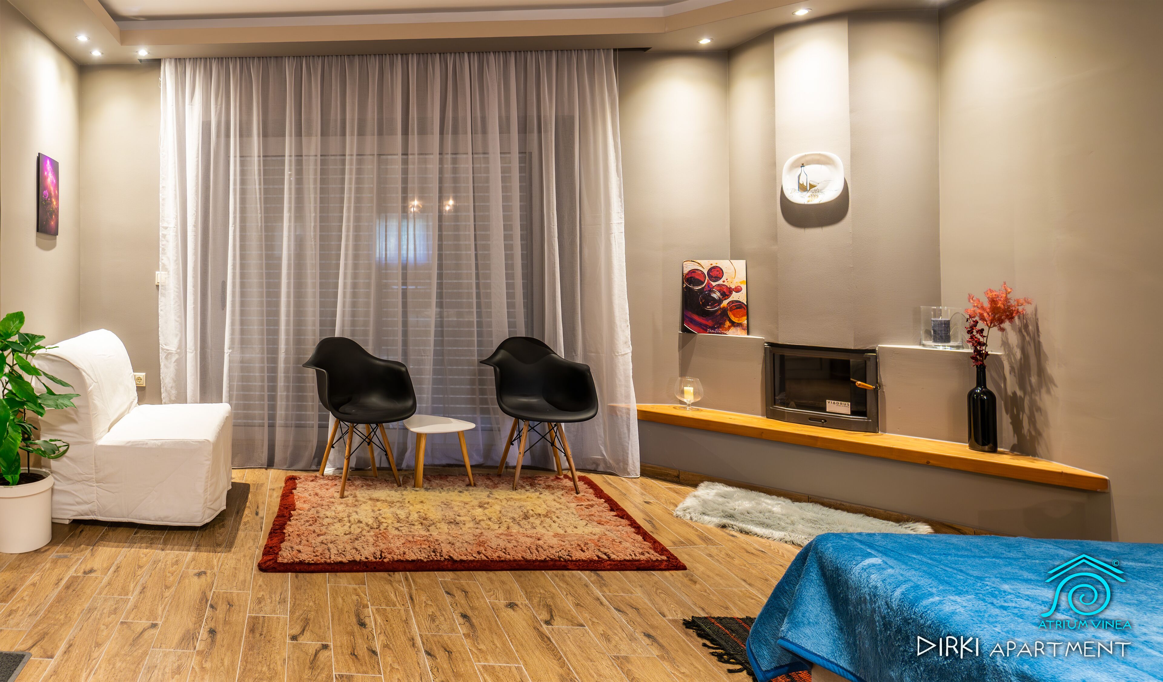 Superior Studio Suite | Free WiFi, bed sheets