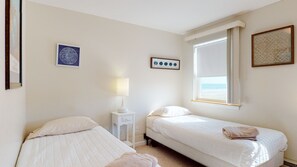 3 bedrooms, free WiFi, bed sheets
