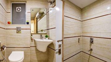 Ducha, jabón, shampoo, papel higiénico