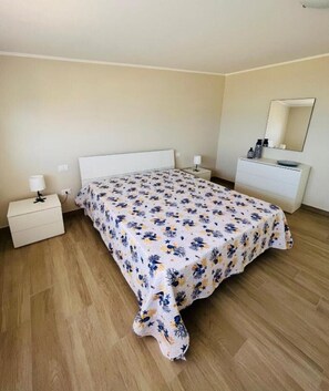 6 soverom, wi-fi (inkludert) og sengetøy