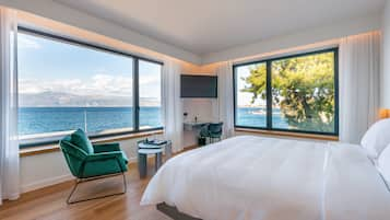 Junior Suite Sea View | Ropa de cama de alta calidad, camas con pillow-top y minibar 