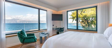 Junior Suite Sea View | Literie de qualité supérieure, surmatelas, minibar