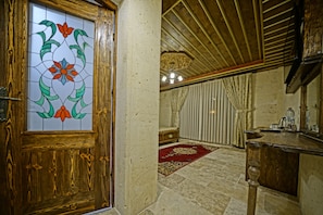 Deluxe Double Room | Minibar, iron/ironing board, free WiFi, bed sheets - Zultanite Cappadocia Hotel (Avanos)