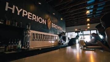 Bar (en el alojamiento)